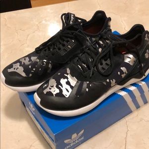 Adidas Original Tubular Training shoes